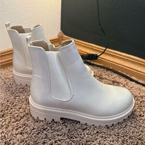 Elegant Cream Ankle Boots